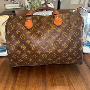 Authentic Louis Vuitton vintage speedy 30